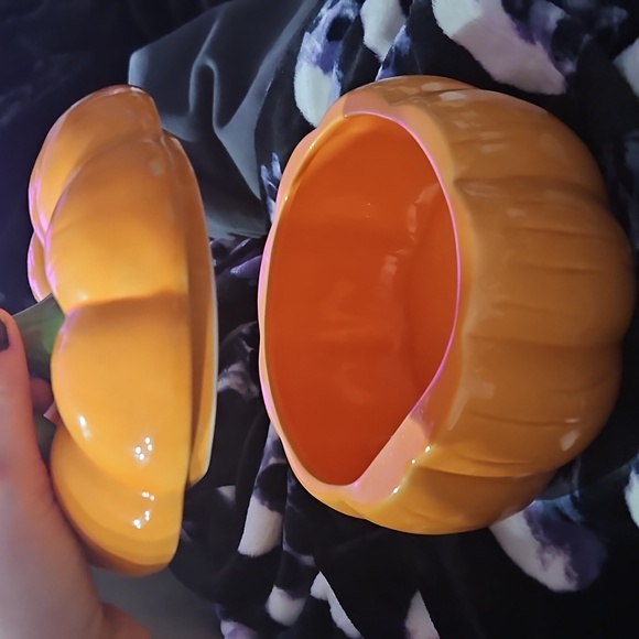 Ceramic Pumpkin Container - Picture 2 of 7